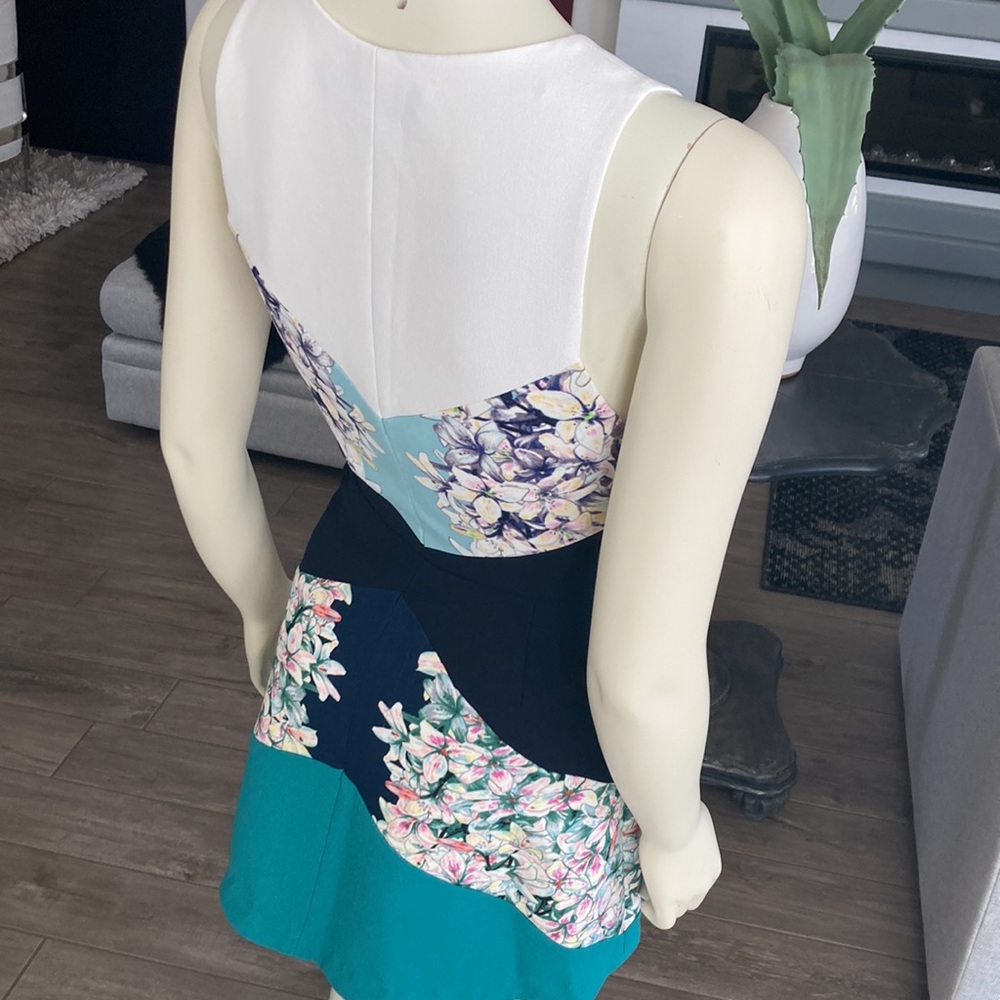 Super cute, summer dress. - Picture 12 of 16